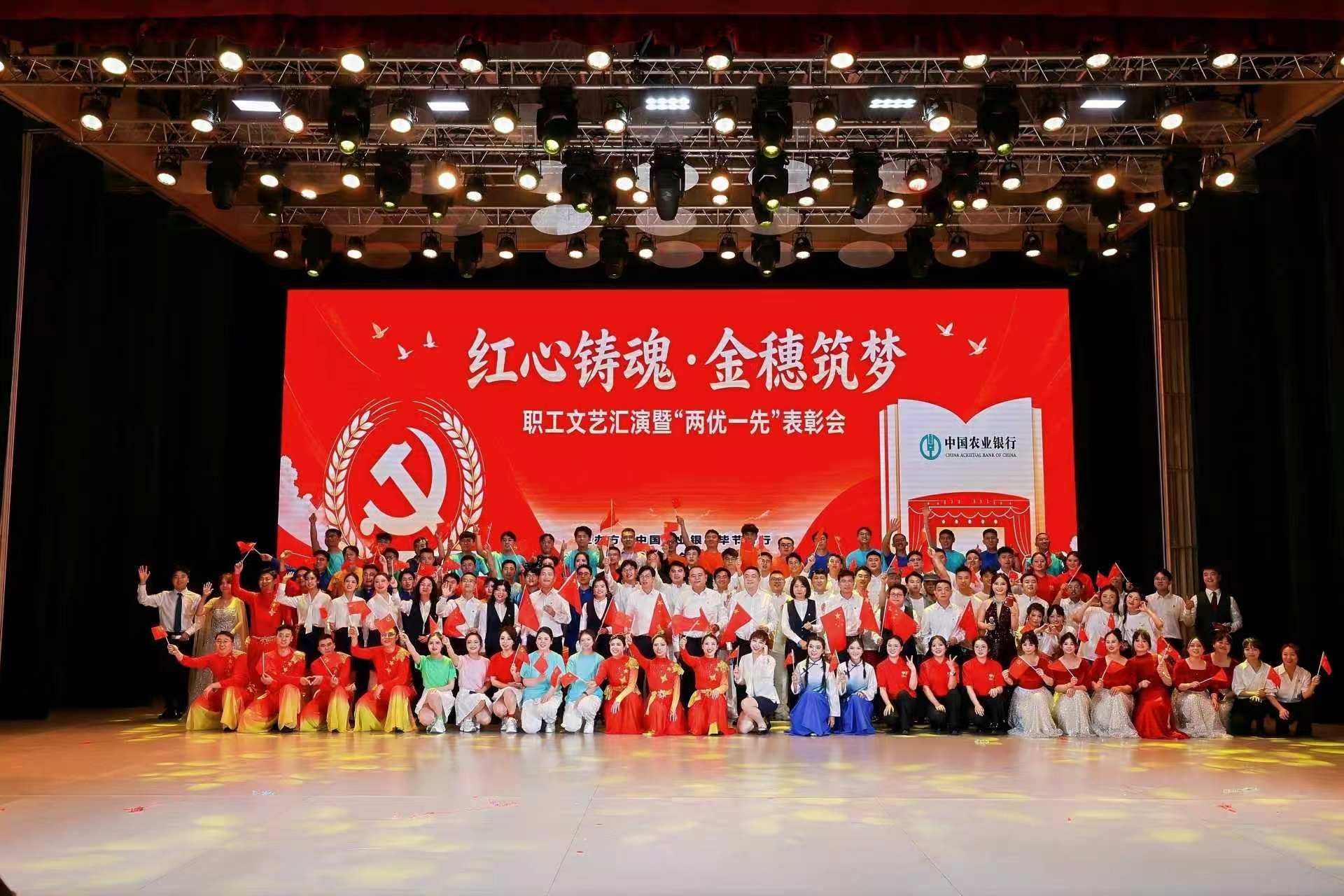 b813b292fedab0d79b3ce6b7c12710df.jpg